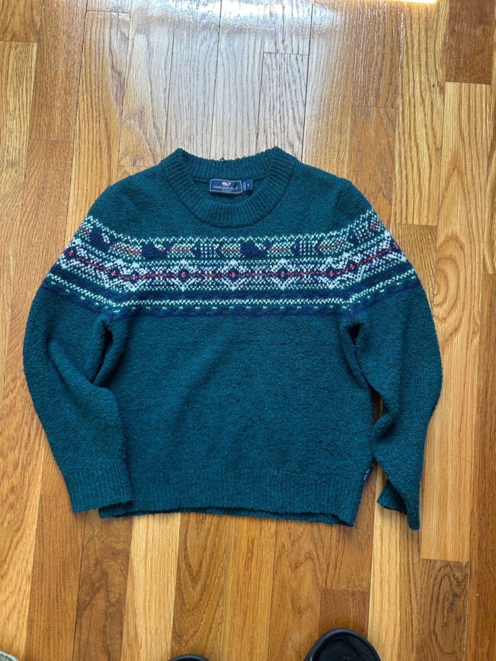 Vineyard vines sweater